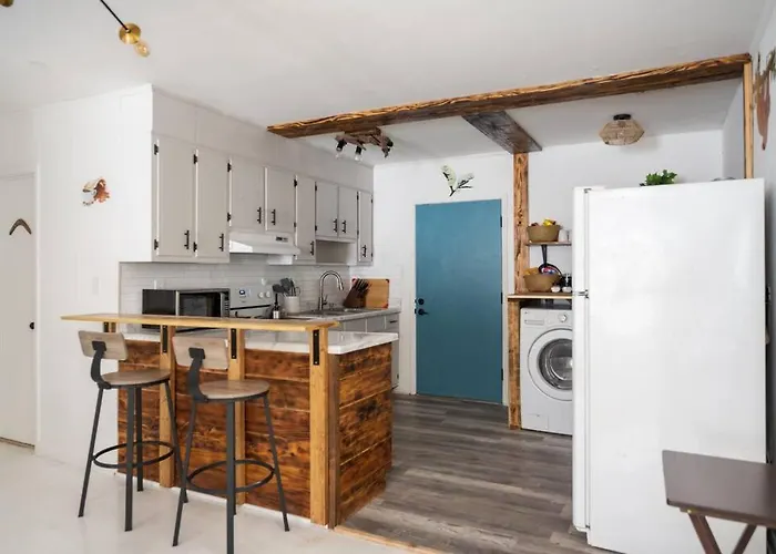 Koala Cafe Fire Pit Bbq Kid Ready Apartment Pensacola